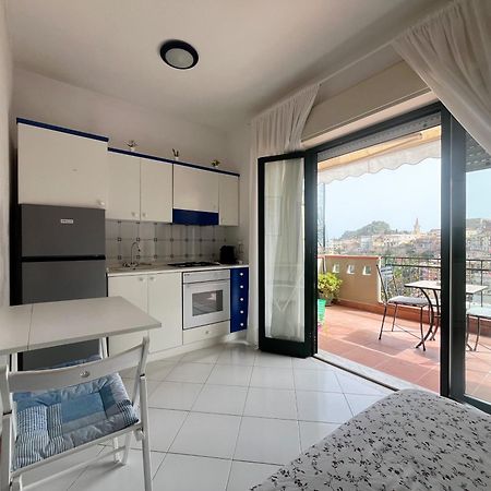 טאורמינה Suite Gardenia מראה חיצוני תמונה
